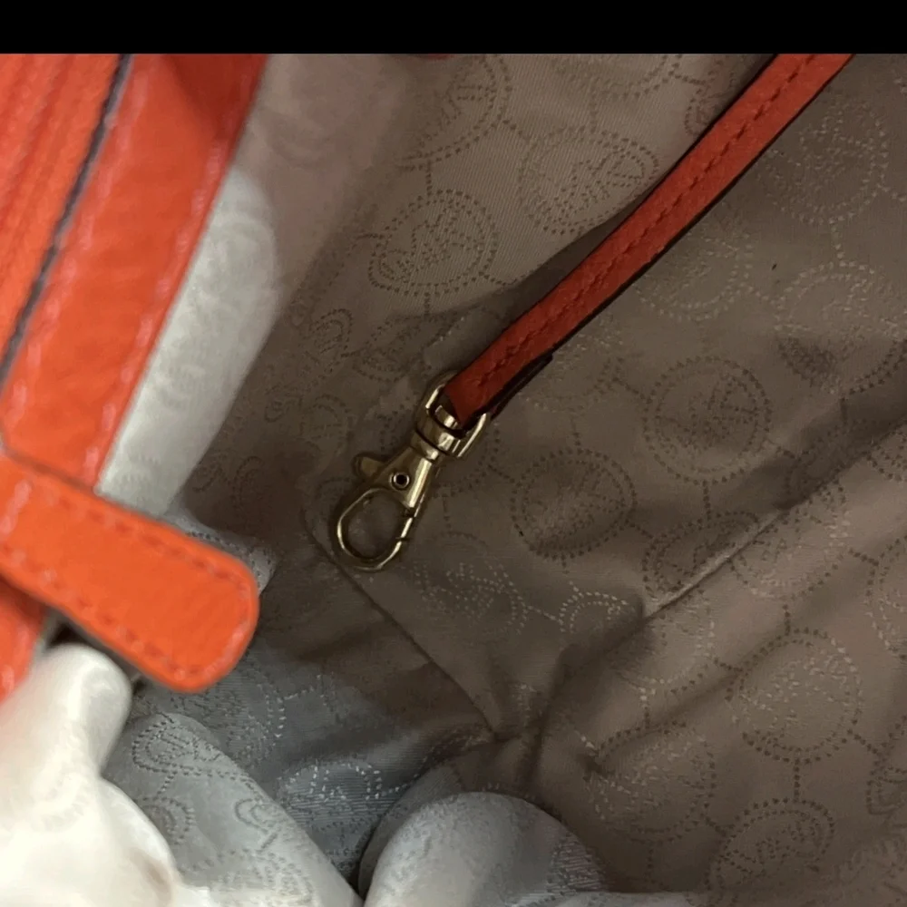 Michael Kors Purse Red Orange Bedford Leather Tassel Crossbody Bag Saddle - Picture 11 of 14